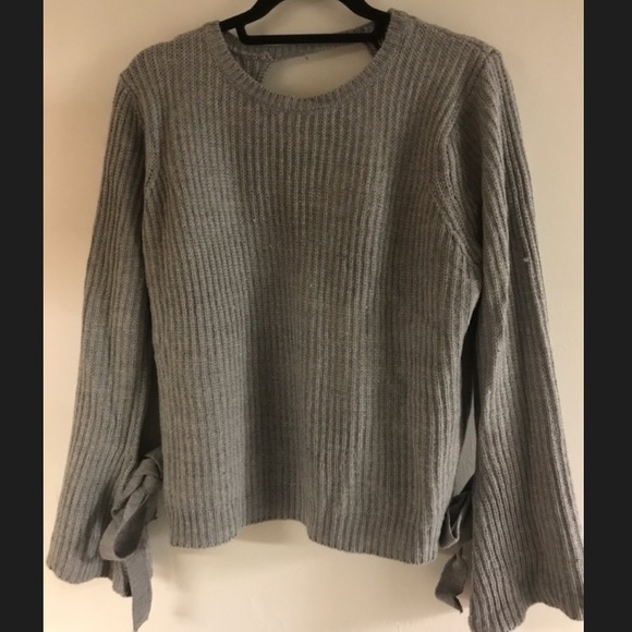 Sweaters - LARGE GREY KNIT SWEATER WITH BELL SLEEVES